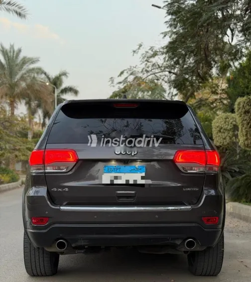 جيب جراند شيروكي 2017 أبيض مستعملة للبيع - 7