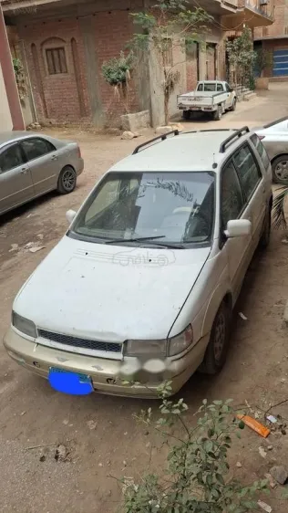 هيونداي سانتامو 2000 أبيض مستعملة للبيع