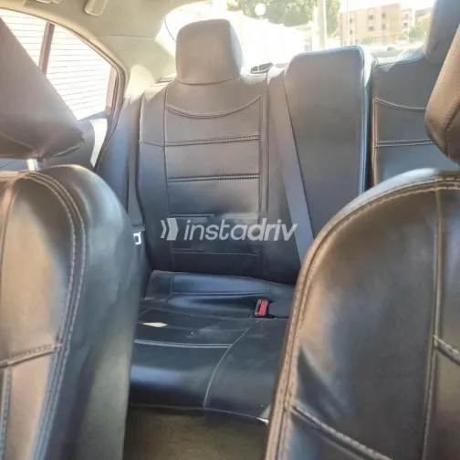 تويوتا كورولا 2022 أبيض مستعملة للبيع - 3