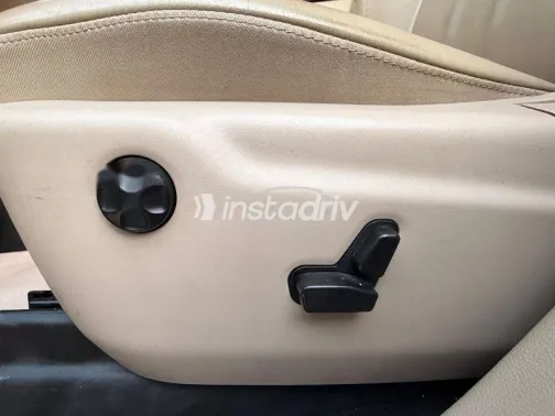 جيب شيروكي 2022 أبيض مستعملة للبيع - 10