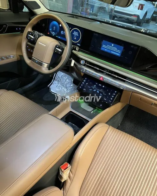 Hyundai Azera 2024 Black Used for Sale - 3