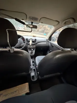 هيونداي I10 2008 أبيض مستعملة للبيع