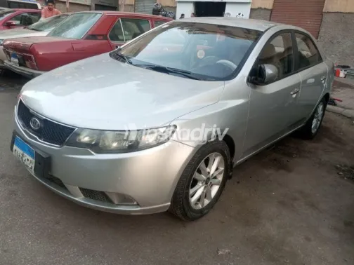 كيا سيراتو 2010 رمادي مستعملة للبيع - 3