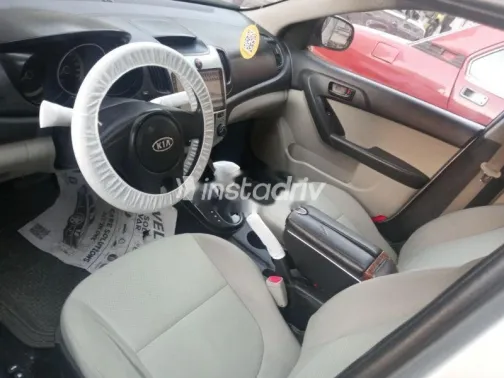 كيا سيراتو 2010 رمادي مستعملة للبيع - 9