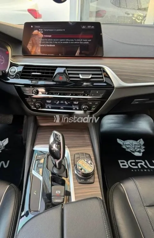 بي ام دبليو 520 2019 أسود مستعملة للبيع - 6