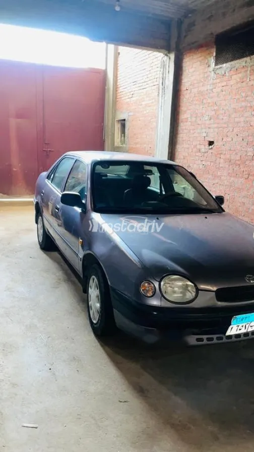 تويوتا كورولا 1998 باذنجاني مستعملة للبيع - 1