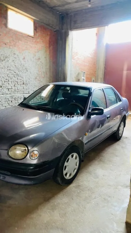 تويوتا كورولا 1998 باذنجاني مستعملة للبيع - 2