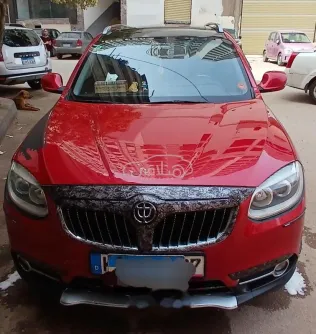 بريليانس V5 2015 أحمر مستعملة للبيع