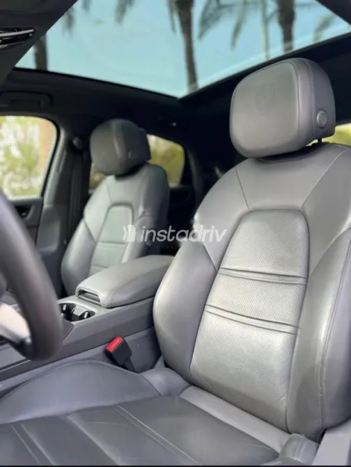 بورش كايين اس 2022 رمادي مستعملة للبيع - 5