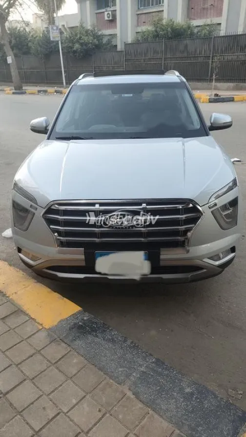 هيونداي كريتا 2021 فضي مستعملة للبيع - 1