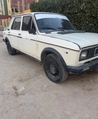 فيات 128 1978 أبيض مستعملة للبيع