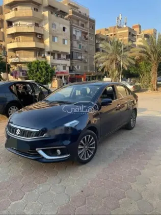 سوزوكى سياز 2022 أبيض مستعملة للبيع