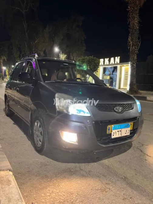 هيونداي ماتريكس 2011 رمادي مستعملة للبيع - 2