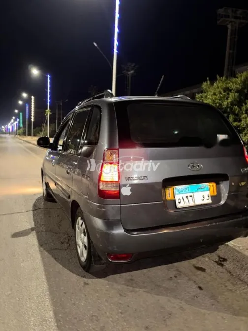 هيونداي ماتريكس 2011 رمادي مستعملة للبيع - 4