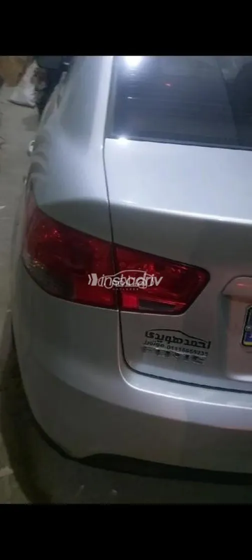 كيا فورتى 2011 فضي مستعملة للبيع - 1