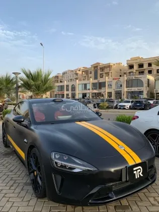 شاومي اس يو 7 2025 أسود مستعملة للبيع