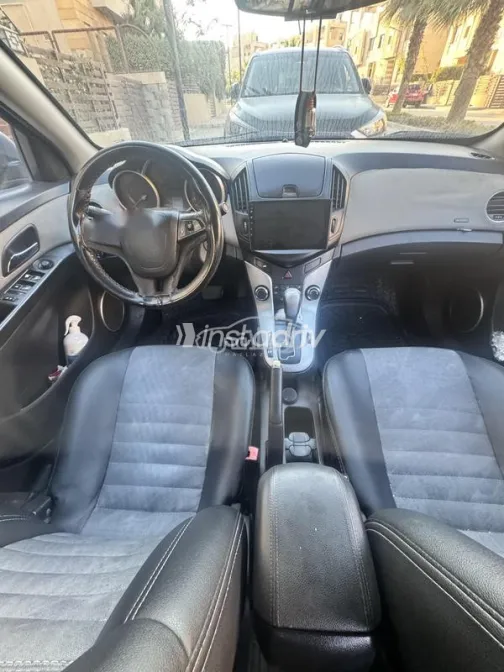 شيفروليه كروز 2016 أبيض مستعملة للبيع - 8