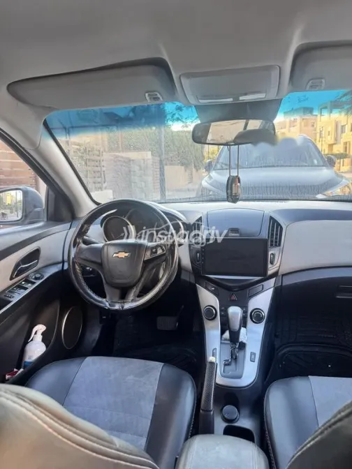 شيفروليه كروز 2016 أبيض مستعملة للبيع - 9