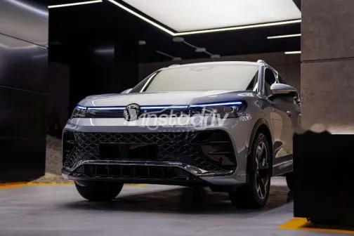 فولكس فاغن تيجون 2025 فضي مستعملة للبيع - 3