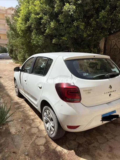 Renault Sandero 2020 White Used for Sale - 3