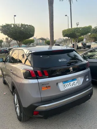 بيجو 3008 2021 أبيض مستعملة للبيع