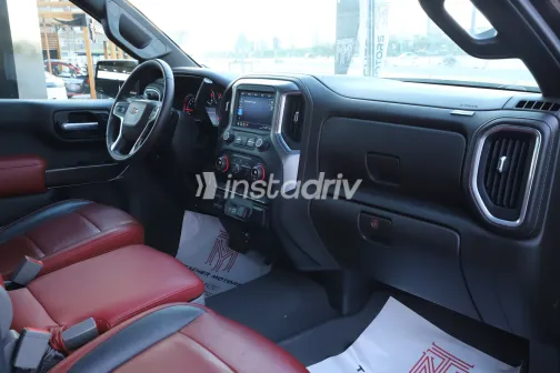 شيفروليه سيلفرادو 2021 أبيض مستعملة للبيع - 3