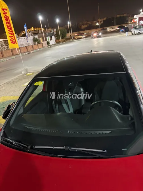 اوبل كورسا 2023 أبيض مستعملة للبيع - 1