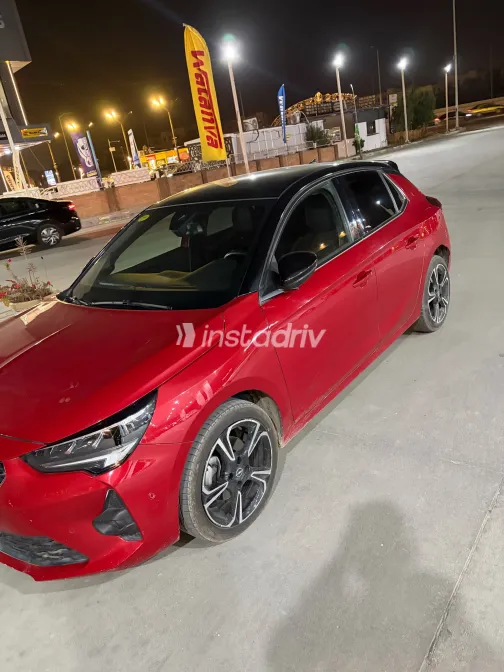 اوبل كورسا 2023 أبيض مستعملة للبيع - 2