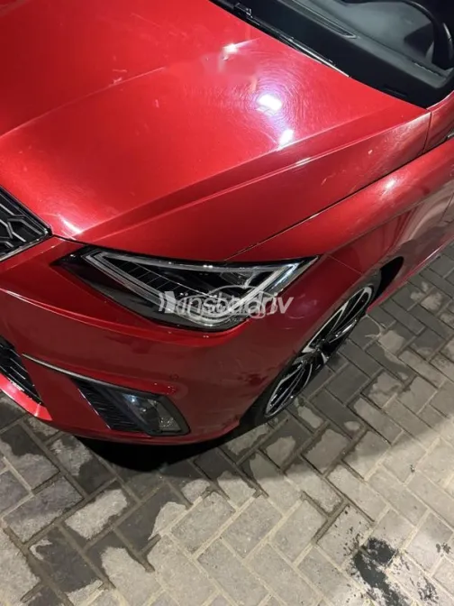 سيات ابيزا 2025 أبيض مستعملة للبيع - 3