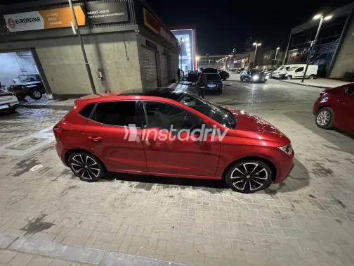 سيات ابيزا 2025 أبيض مستعملة للبيع - 10