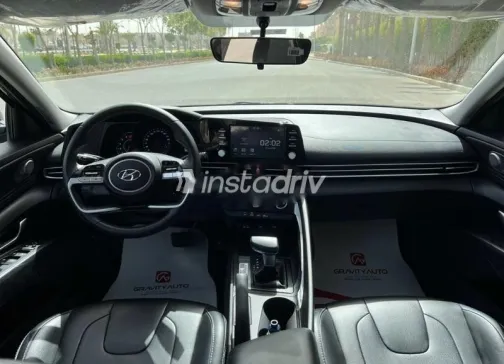 هيونداي إلنترا 2022 رمادي مستعملة للبيع - 5