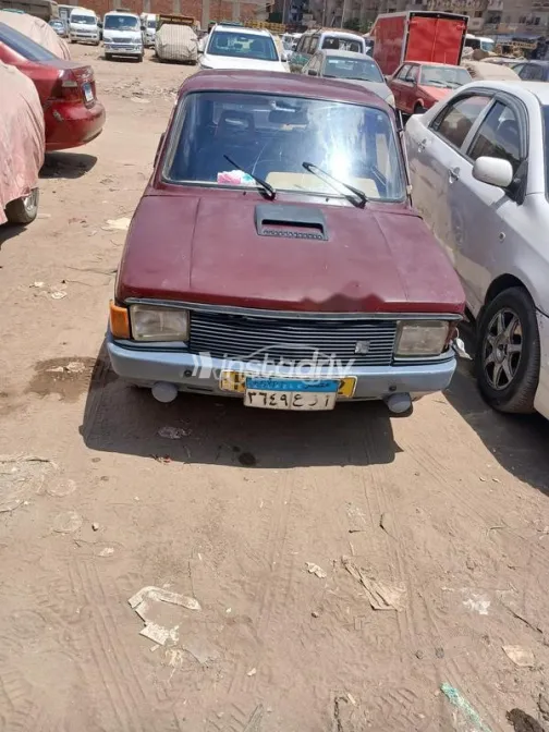 فيات 127 1986 أحمر مستعملة للبيع - 1
