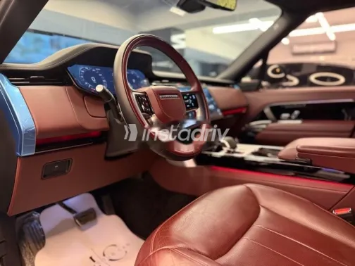 Land Rover Range Rover Vogue 2024 Black Used for Sale - 7