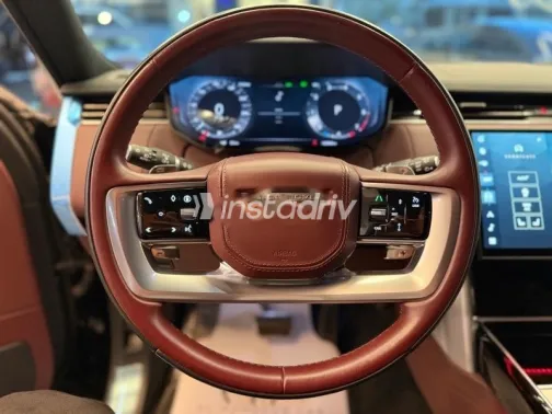 Land Rover Range Rover Vogue 2024 Black Used for Sale - 8