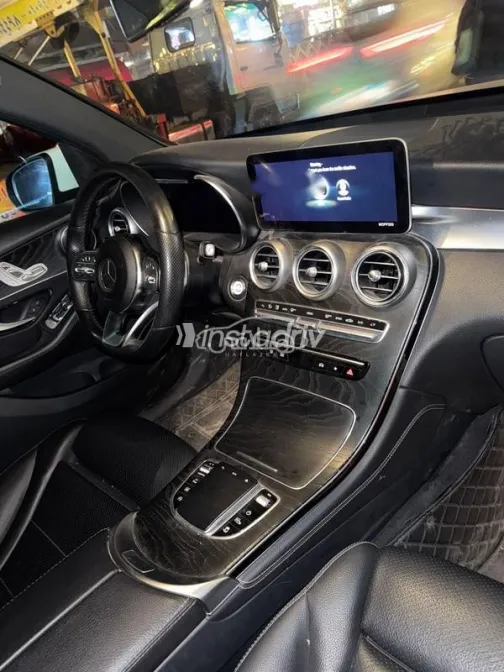 مرسيدس GLC 300 2020 أبيض مستعملة للبيع - 6