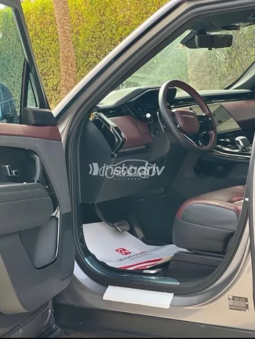 لاند روفر رنج روفر سبورت 2024 رمادي مستعملة للبيع - 5