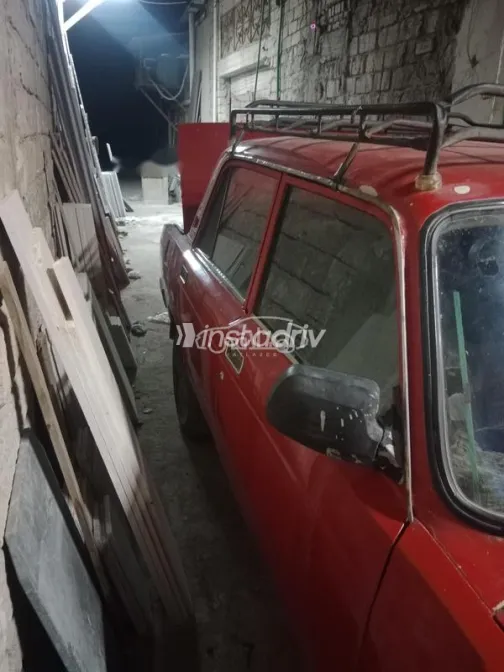 لادا 2105 1994 أحمر مستعملة للبيع - 3