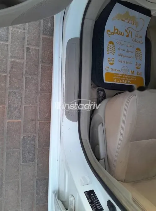 تويوتا كورولا 2009 أبيض مستعملة للبيع - 3