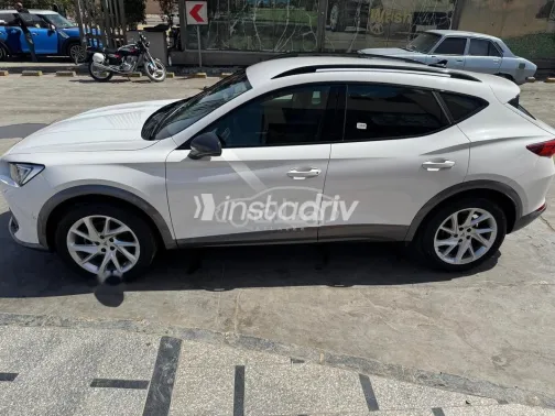 كوبرا فورمينتور 2022 أبيض مستعملة للبيع - 6