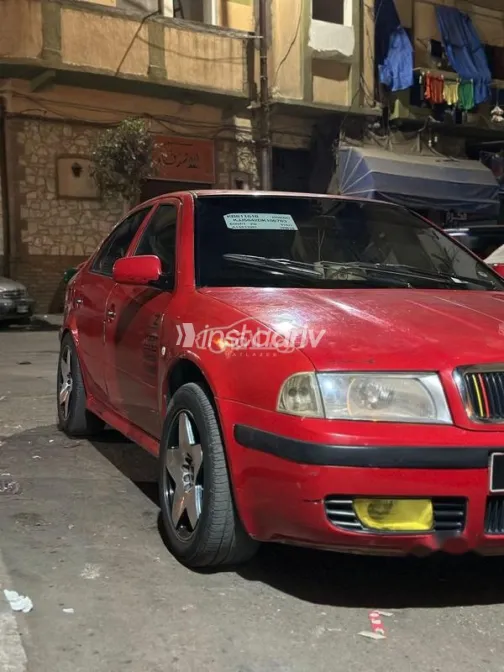 سكودا اوكتافيا A4 1998 أحمر مستعملة للبيع - 2