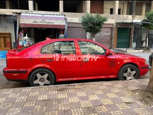 سكودا اوكتافيا A4 1998 أحمر مستعملة للبيع - 3