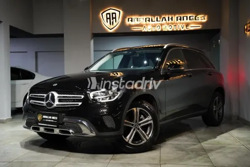 مرسيدس GLC 200 2021 أسود مستعملة للبيع - 1