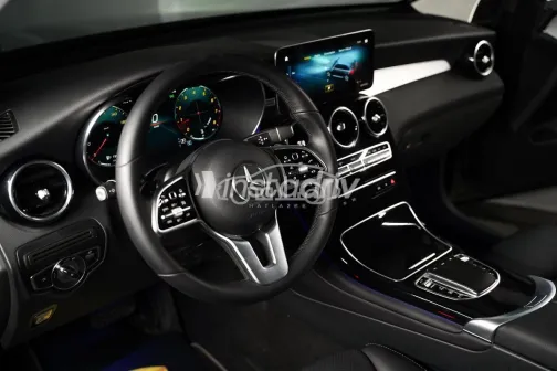 مرسيدس GLC 200 2021 أسود مستعملة للبيع - 10