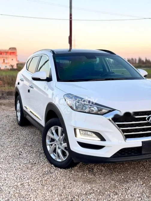 هيونداي توسان 2021 أبيض مستعملة للبيع - 3