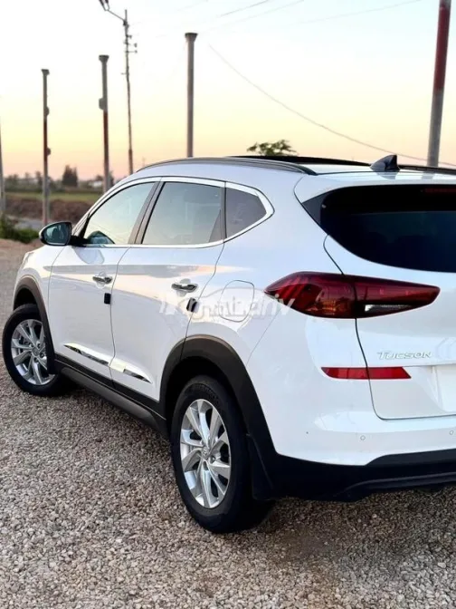 هيونداي توسان 2021 أبيض مستعملة للبيع - 4