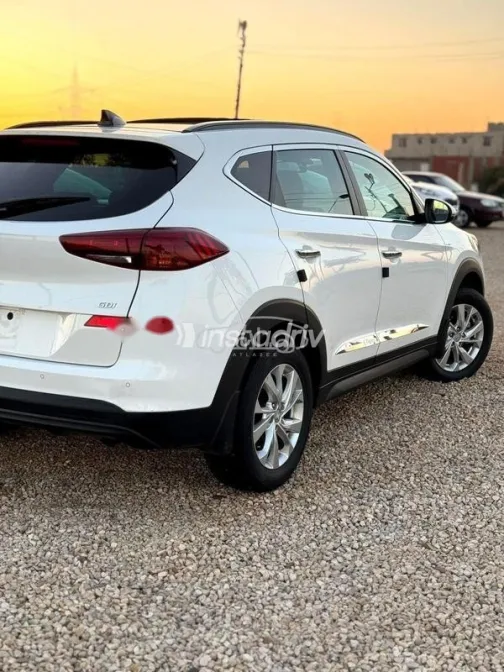 هيونداي توسان 2021 أبيض مستعملة للبيع - 5