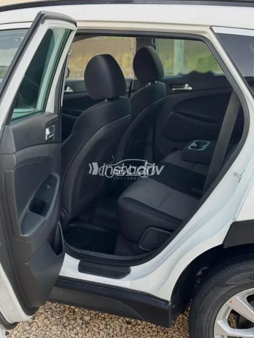 هيونداي توسان 2021 أبيض مستعملة للبيع - 7