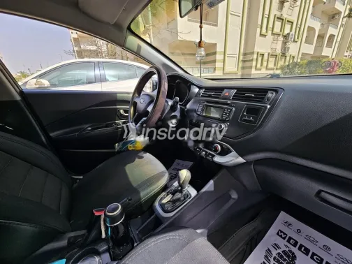 كيا ريو 2015 رمادي مستعملة للبيع - 7