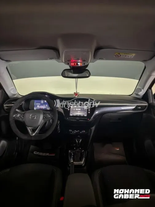 Opel Crossland 2022 Red Used for Sale - 4