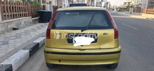 فيات بونتو 1994 أبيض مستعملة للبيع - 1